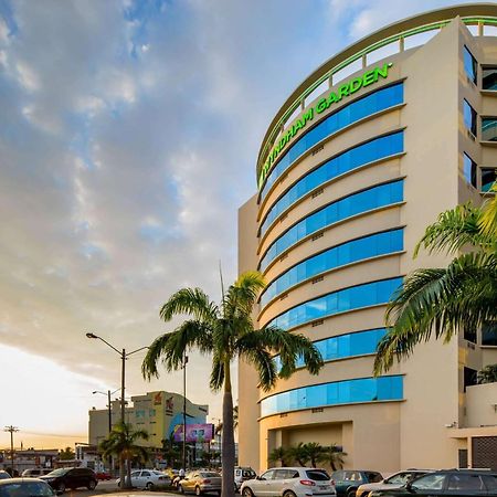 Wyndham Garden Guayaquil Hotel Exterior photo